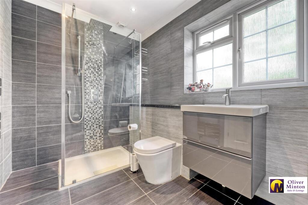 Luxury En-suite Shower Room