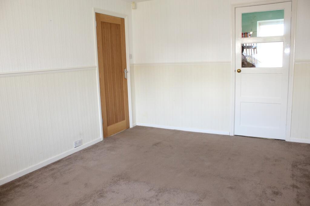 Bedroom 1 Picture 2