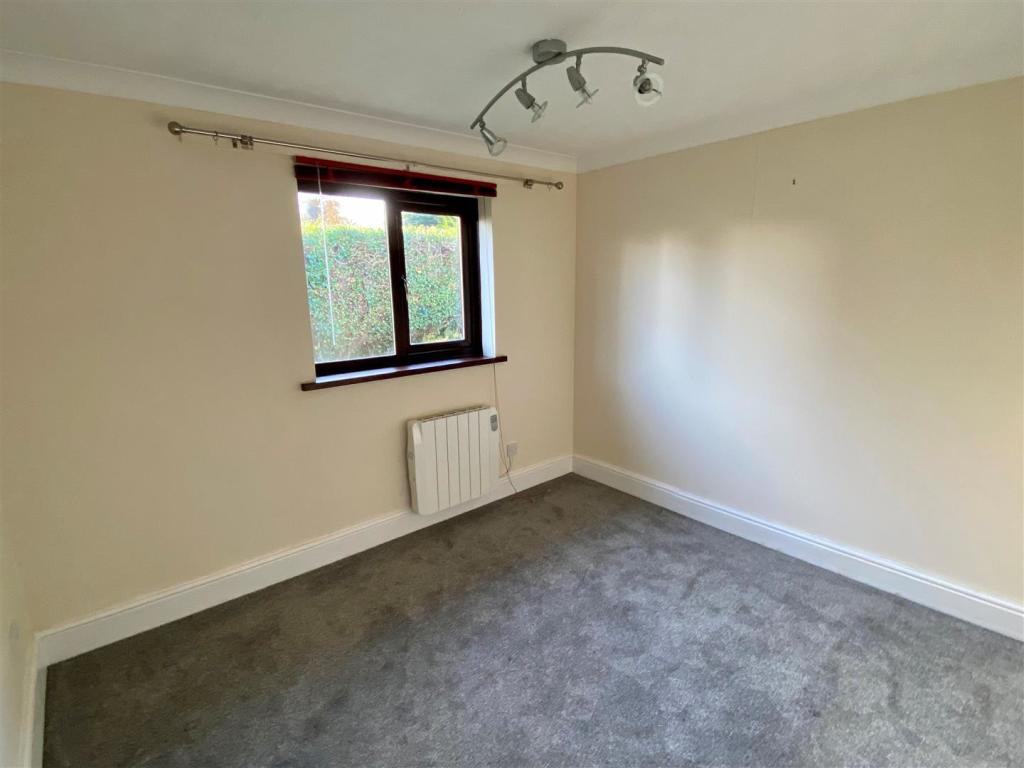 10 Gorse Close Bedroom 2