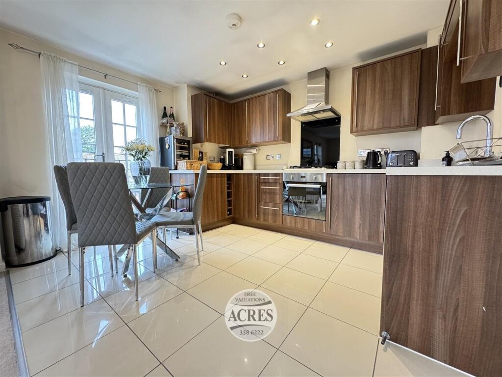 IMG_0546 (Large).jpg