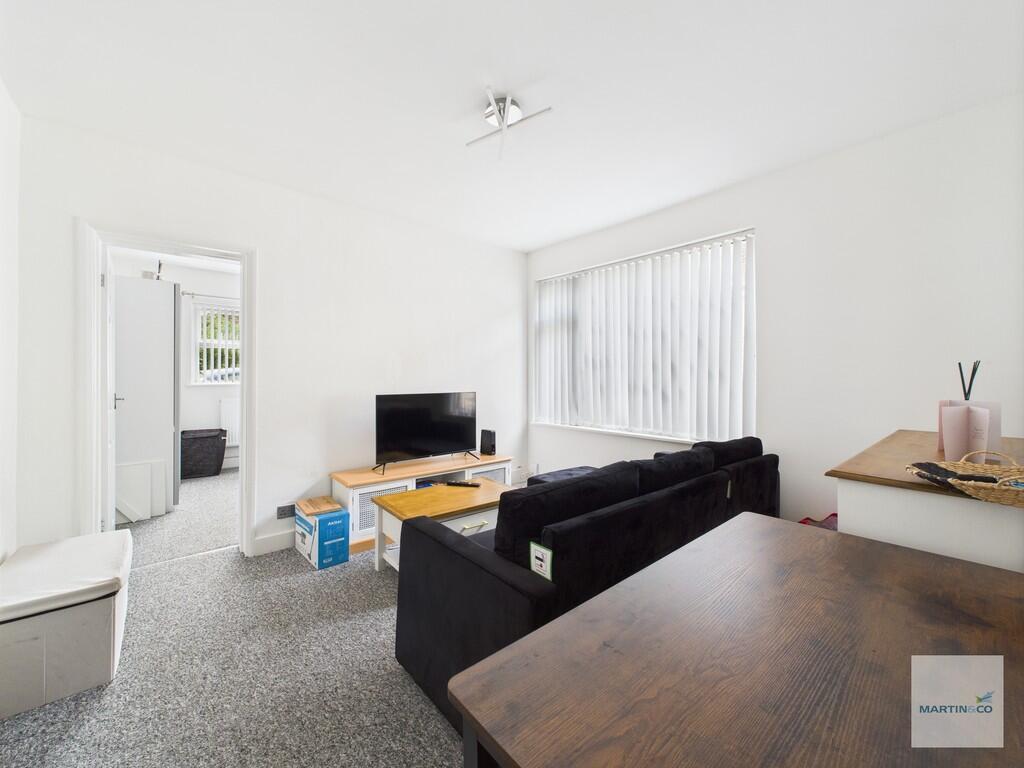 CAM03394G0-PR0332...