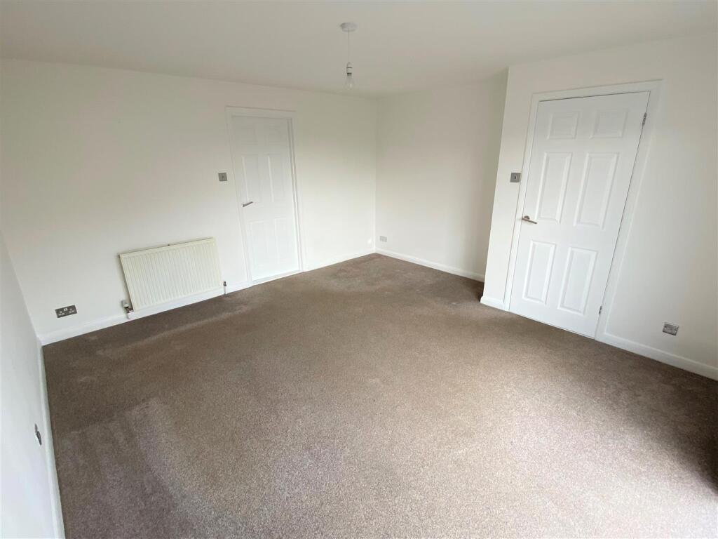 26 Dale Road Lounge