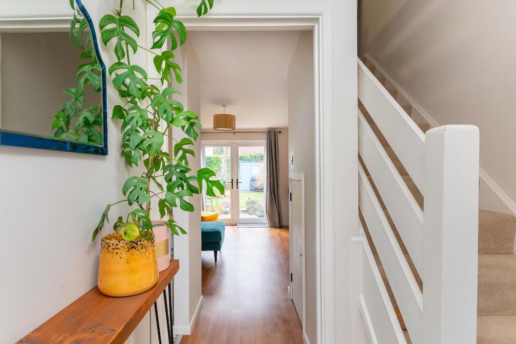 0B5TCPY - Hallway A.jpg