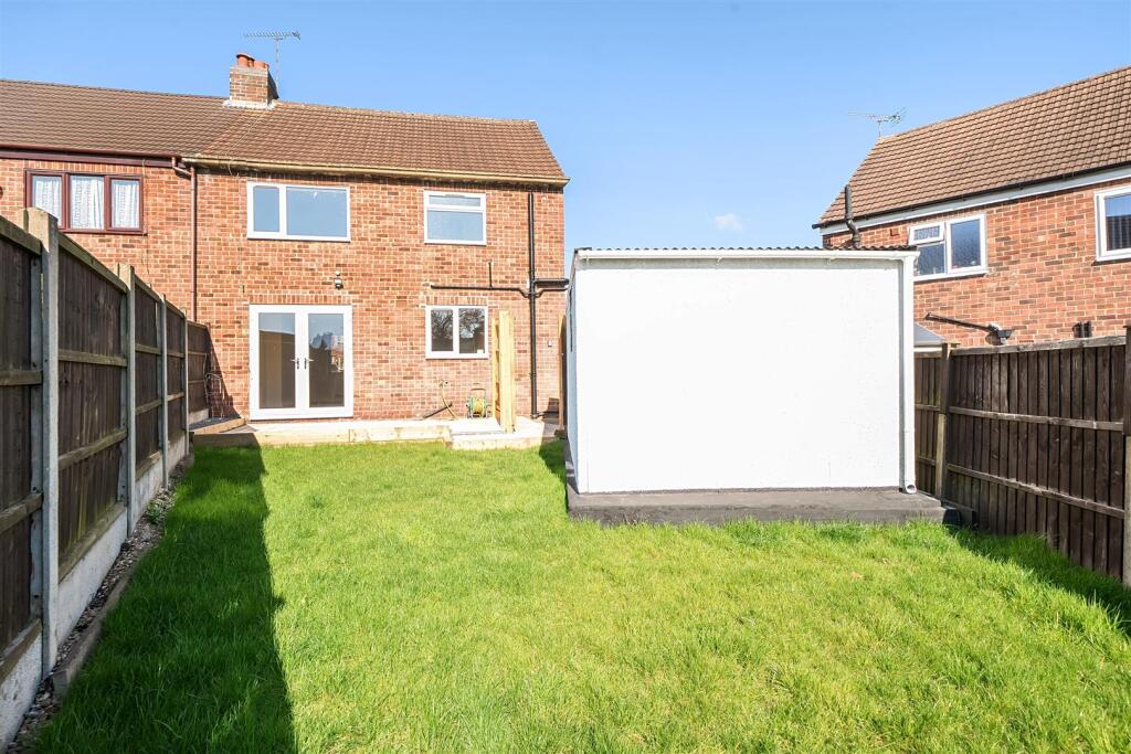 13 Hawthorne Avenue, Netherseal