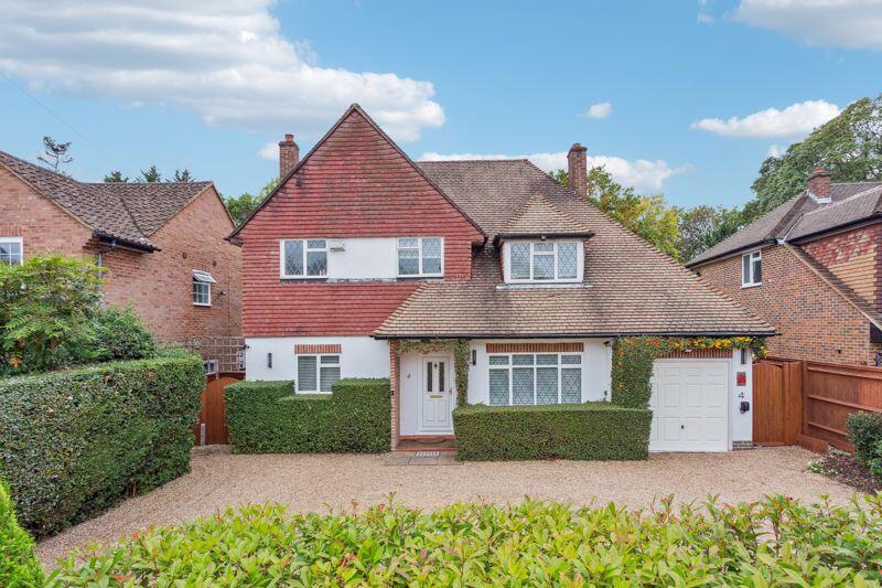 Detached House High Beeches, Gerrards Cross  Available 12th December £3995pcm 