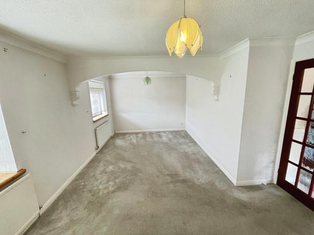 649ef186--406F-920F-5BD4FE637F04-71484-000009EDC4C