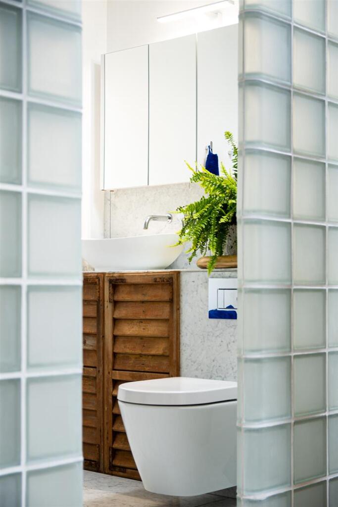 Bedroom1_Ensuite_2.jpg
