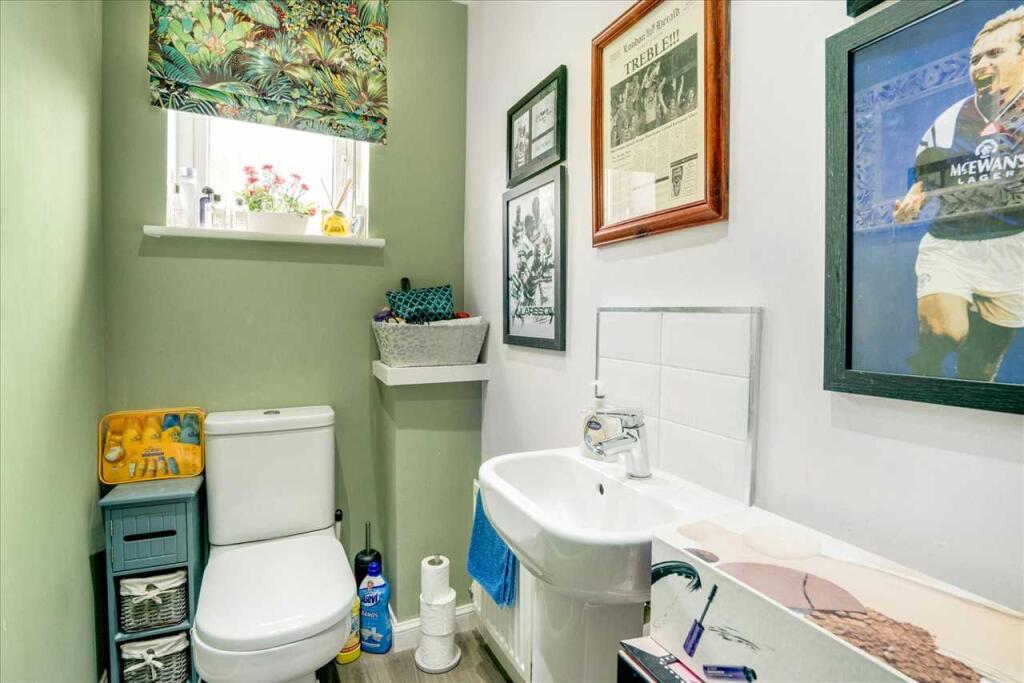 Lower Level WC