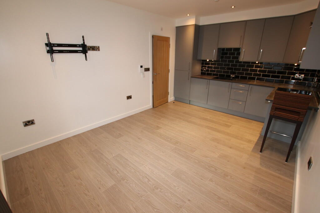 Living/Kitchen
