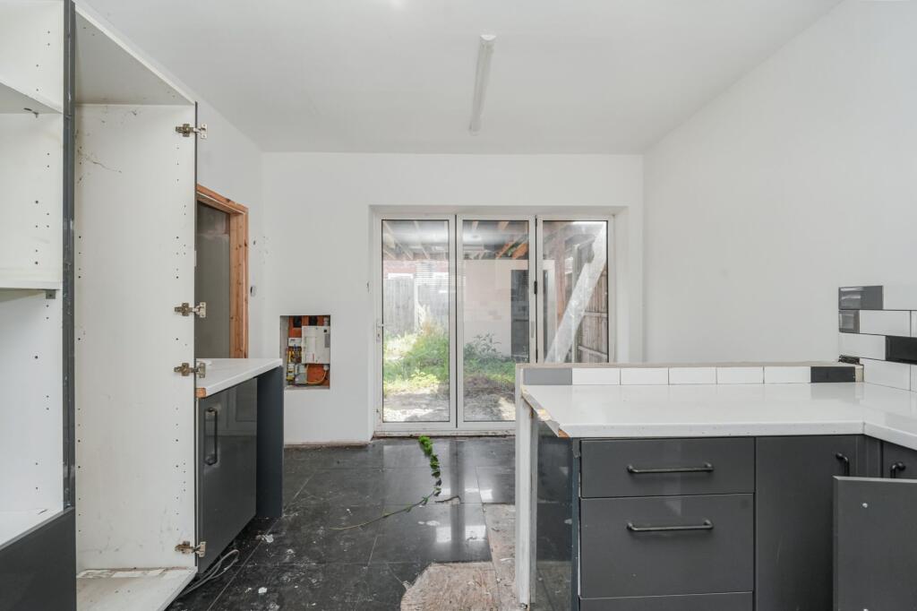 5 Marple Grove, Stretford, Manchester M32 0BD