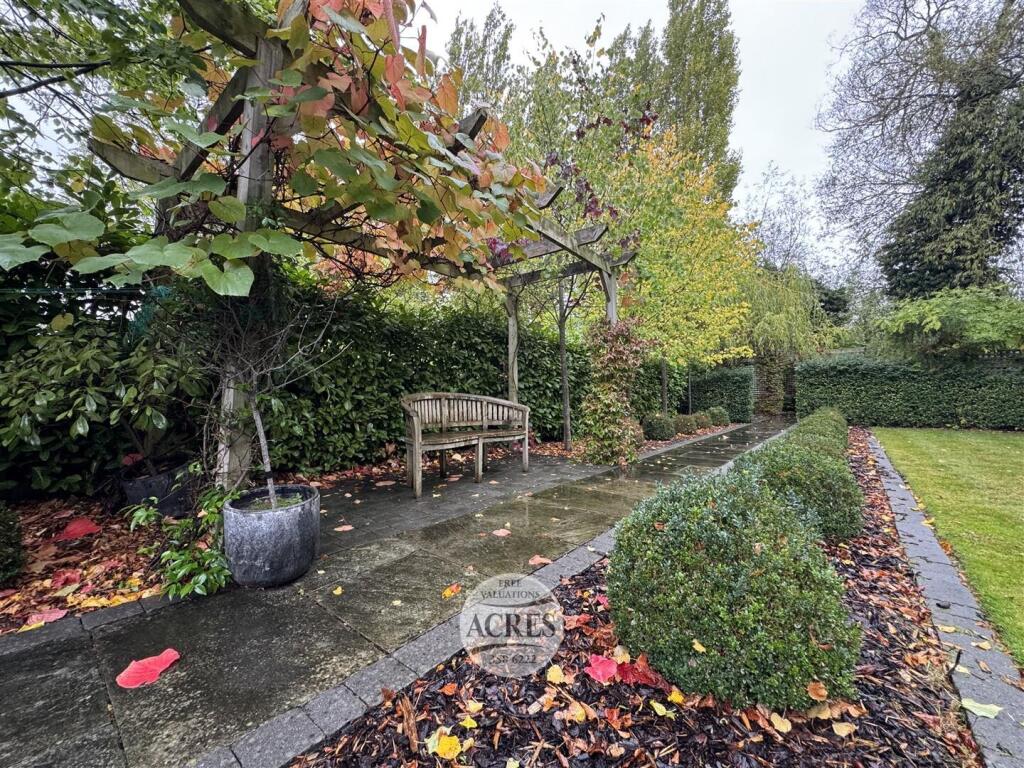 IMG_8366 (Large).jpg