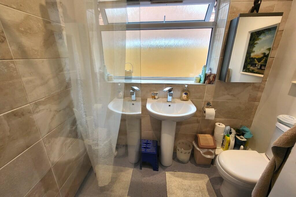 Modern 'Wet Room'