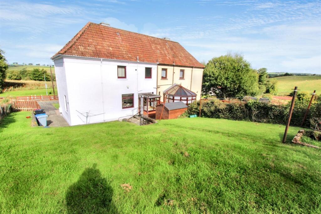 17 - Rear Garden.jpg