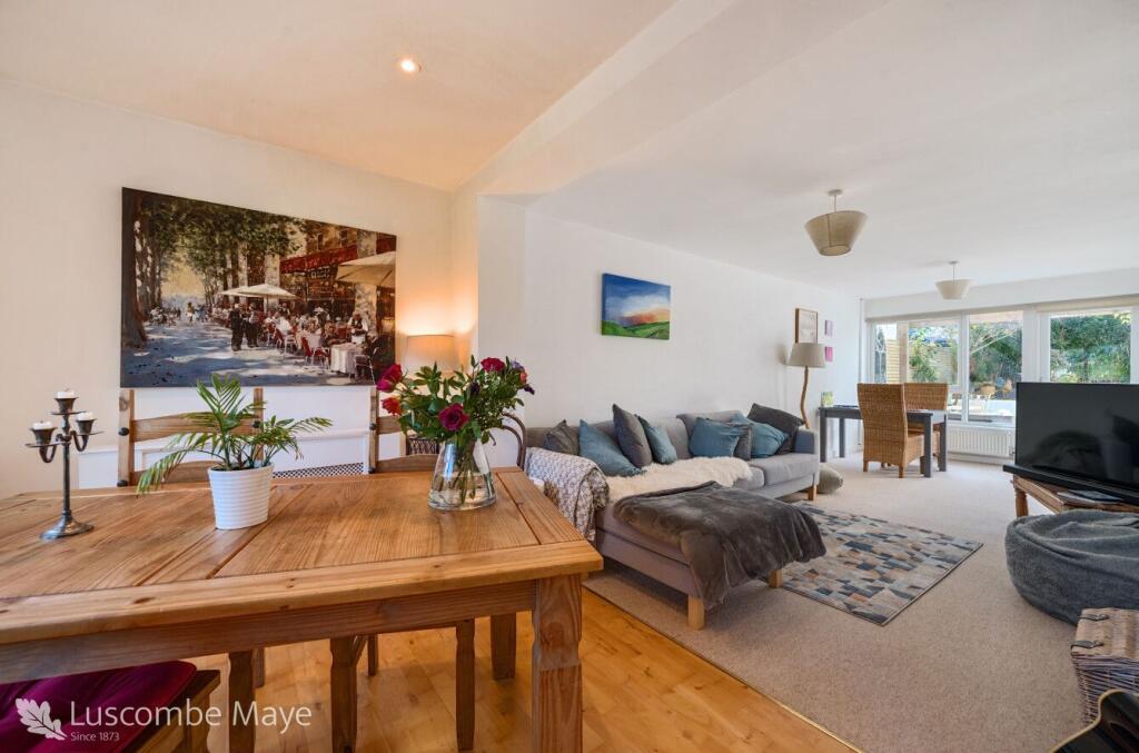 Hunters Moon, Dartington