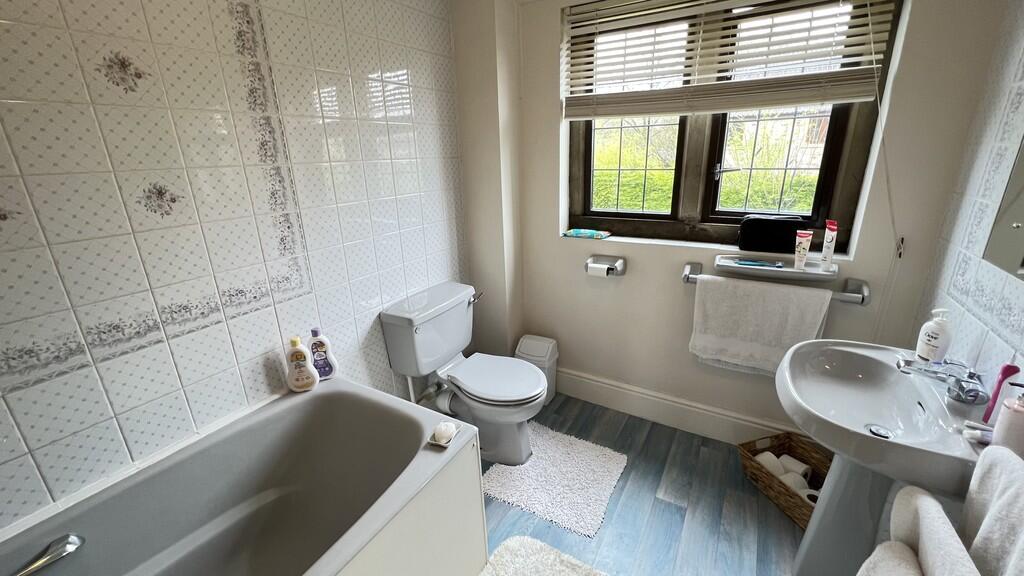 Family bathroom