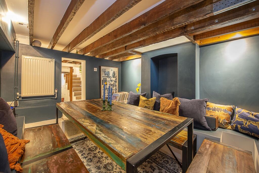 Dining area E