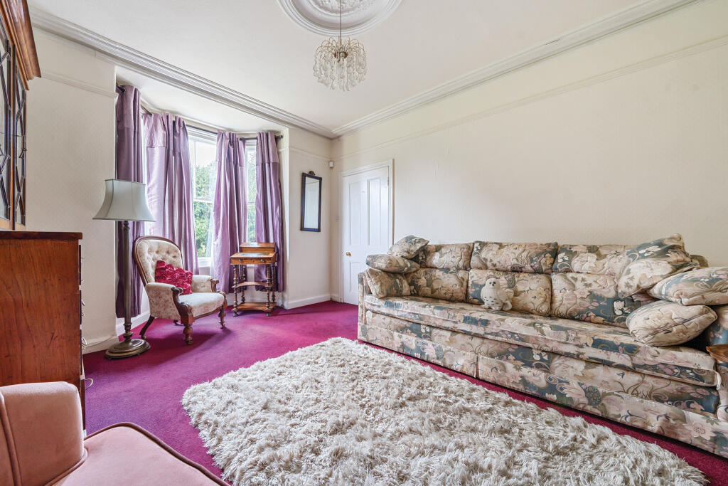 SITTING ROOM