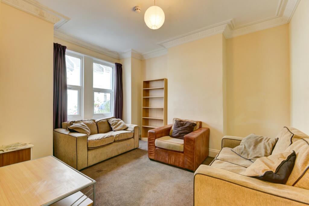 97 Bonchurch Road Lounge (2)