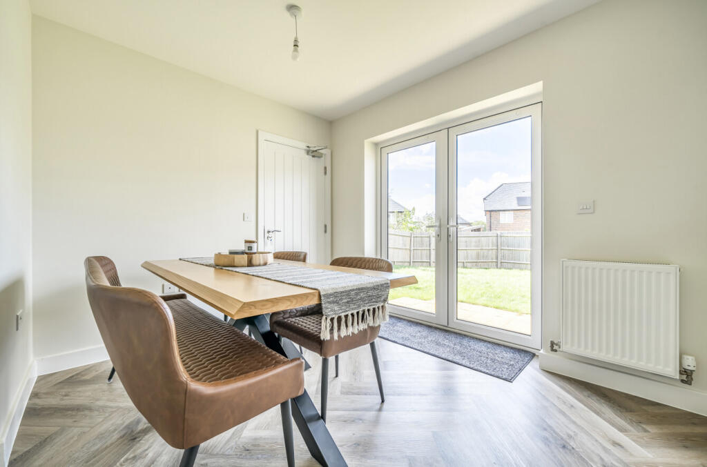 1340444-18-68b5b2...