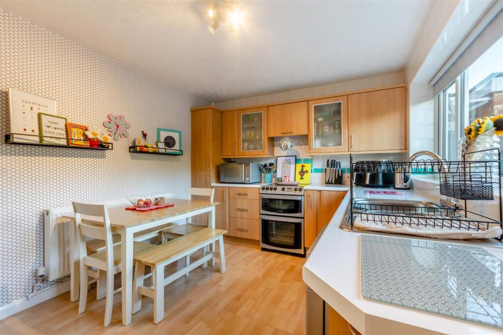 8634568-interior20.jpg