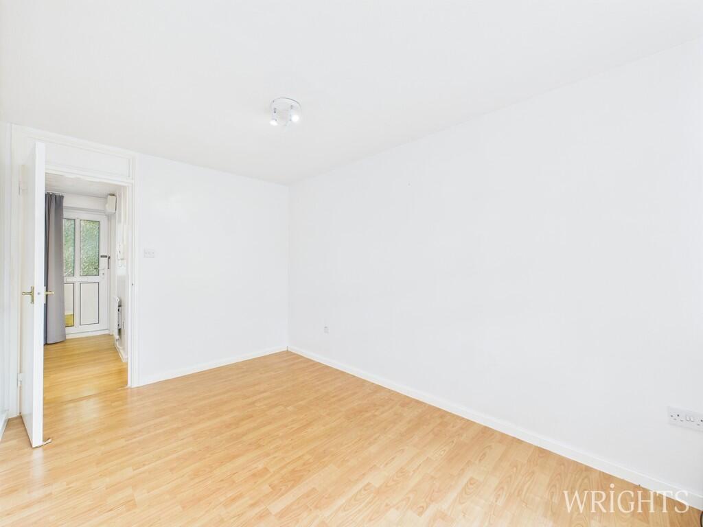 CAM02796G0-PR0465...