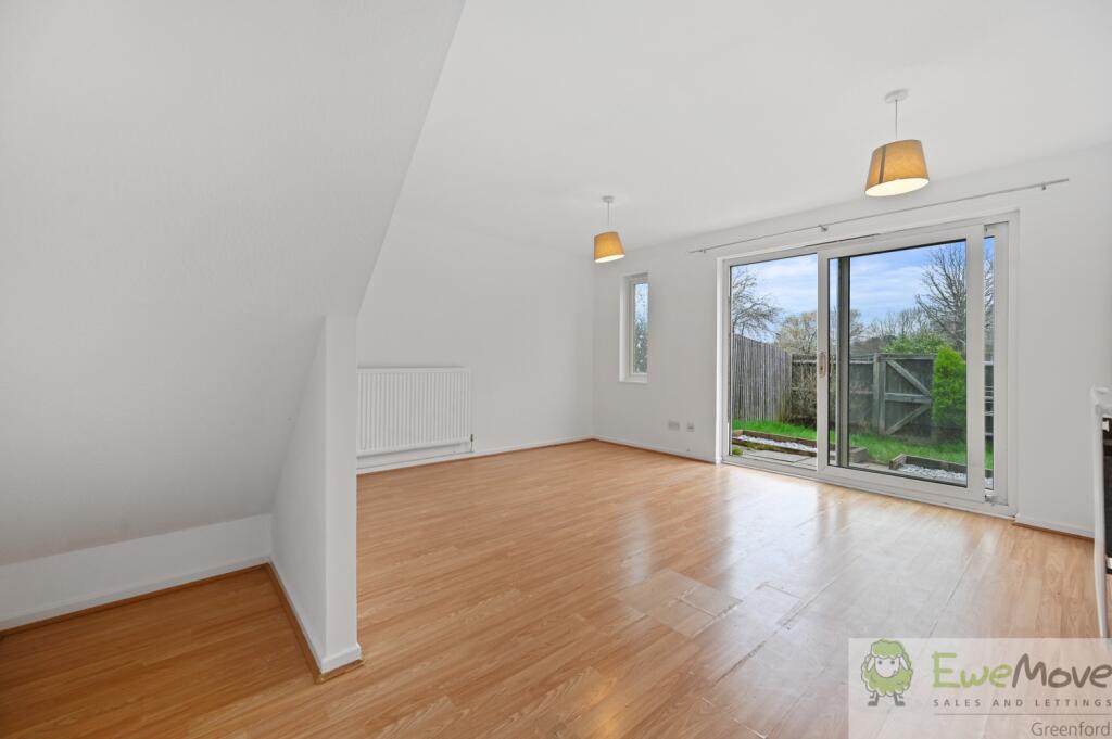 RCEWE- 29 high street- reception 3 (1)