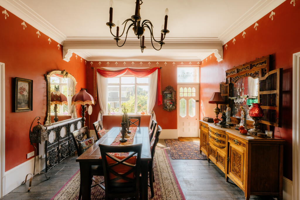 Croft-Bexhill-Squirrels-Interior-13
