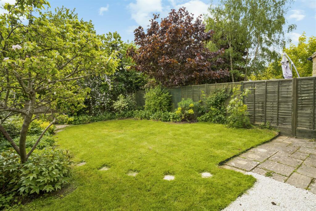 Woolpack Cottages 317876 15.jpg