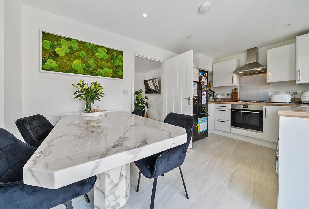 1324930-6-68875d1...