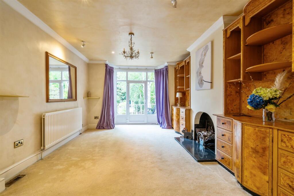 642 Streetsbrook Road_24.jpg