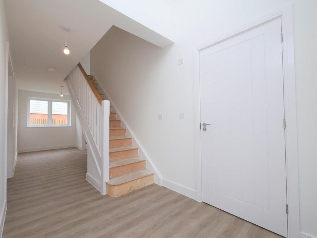 HALLWAY4