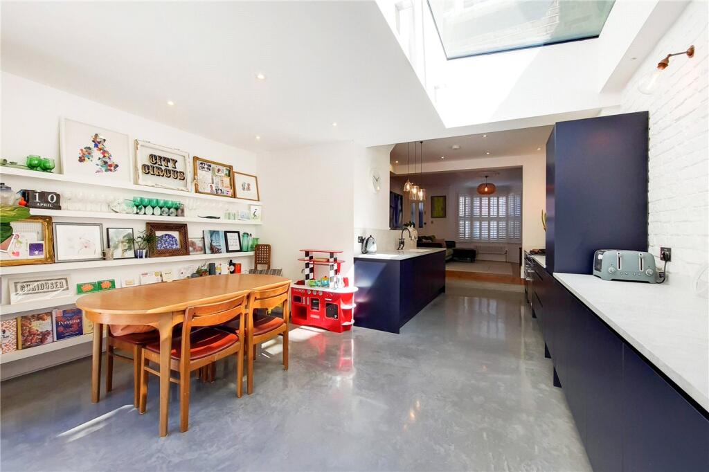 Kitchen Part Two