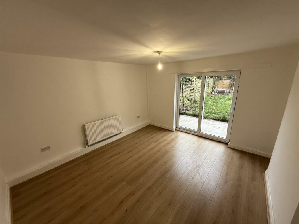 Rear Lounge