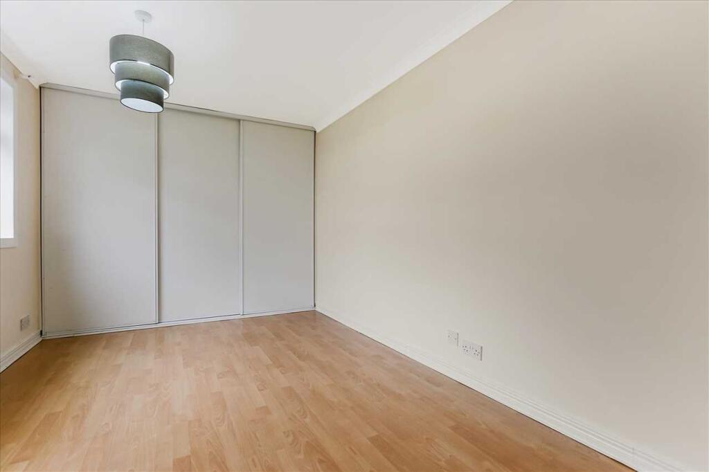 Bedroom One (3)