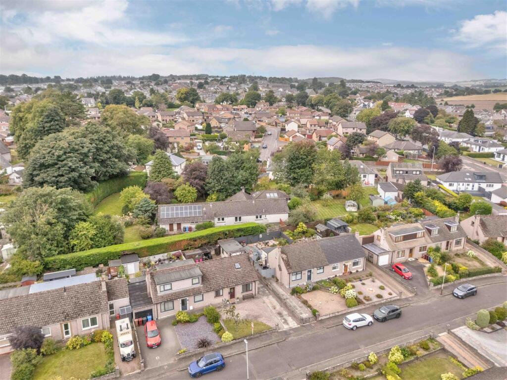 58 Burn Street Dundee-19.JPG