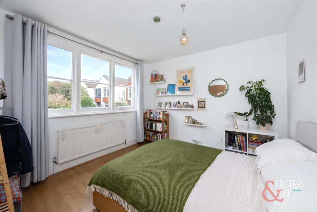 Lyndhurst Road, 31, First Floor Flat-009.jpg
