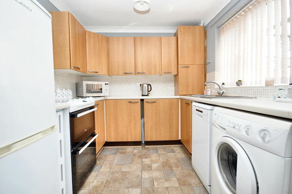 Kitchen / Dining
