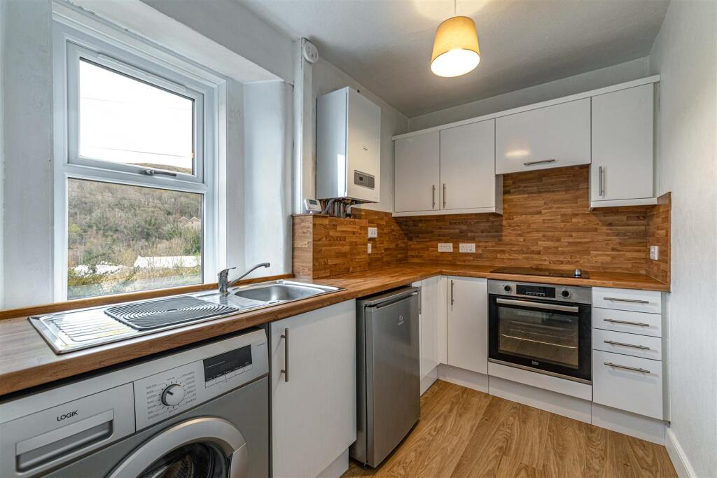 13 Wood Street Galashiels Low Res 11.JPG