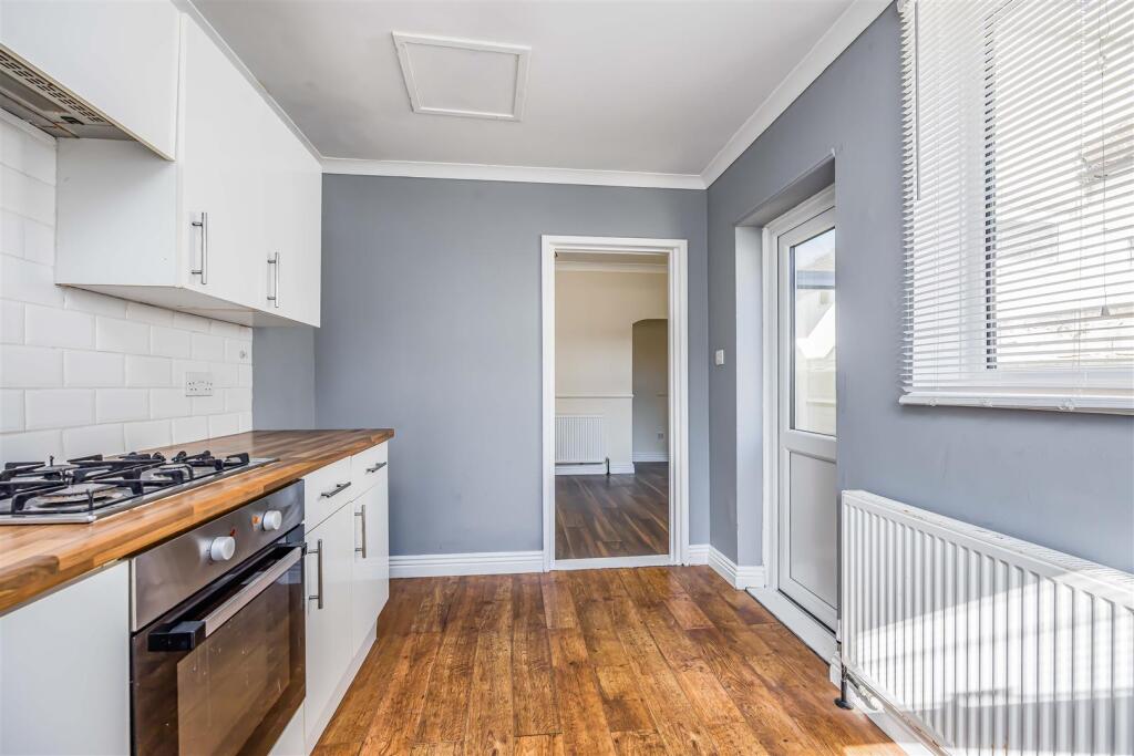 62 Lynn Road, Fratton-Small-PorticoMarketing-SoldB