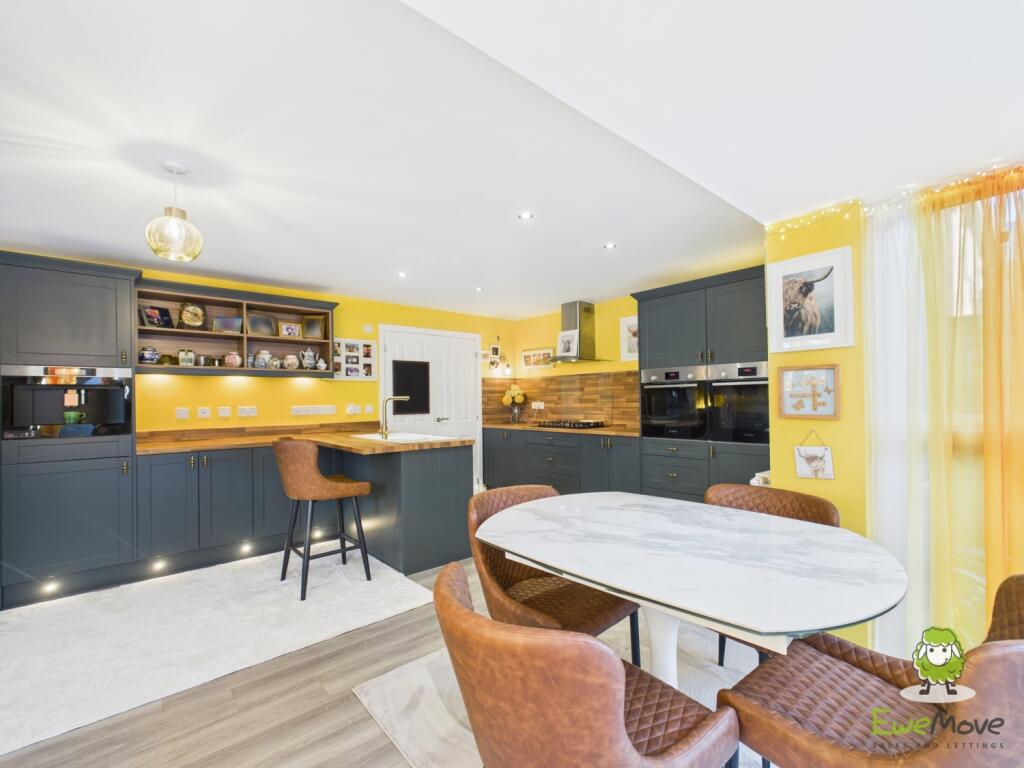 EweMove Estate Agents Basingstoke - Fairway Road 