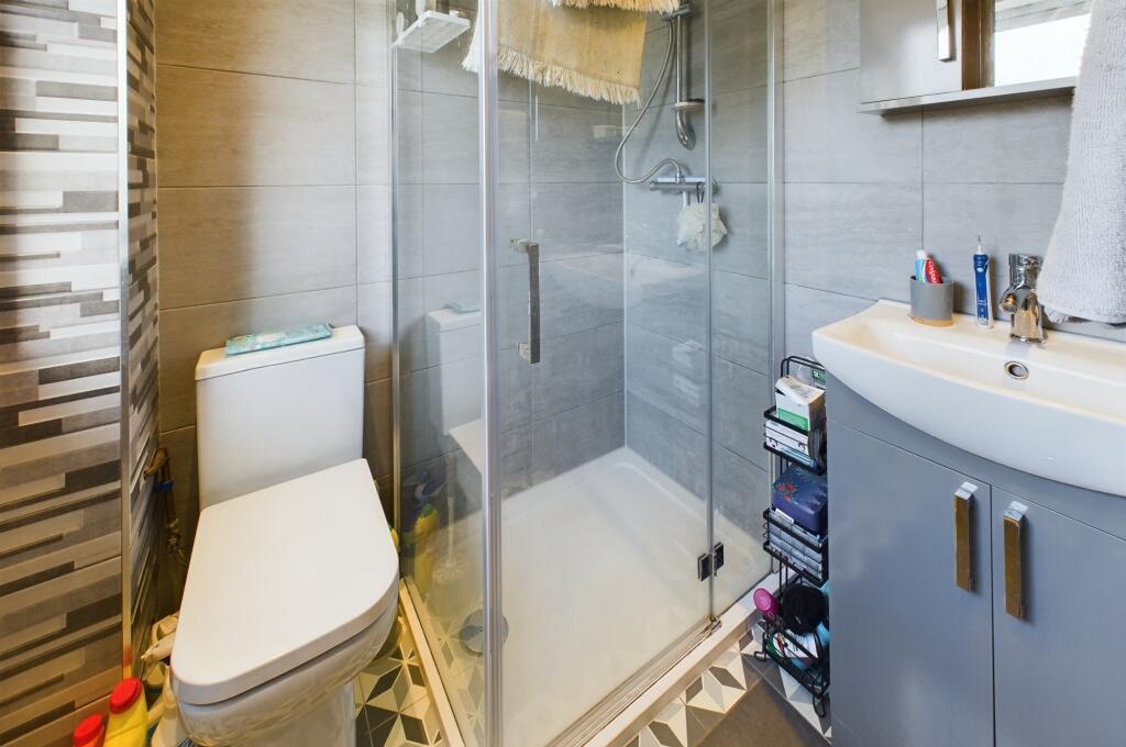 CAM02545G0-PR0263-STILL020