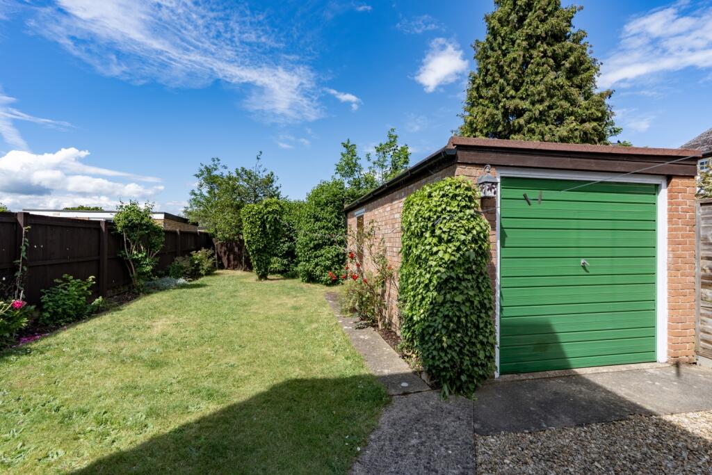 MAYORS WALK, GARAGE