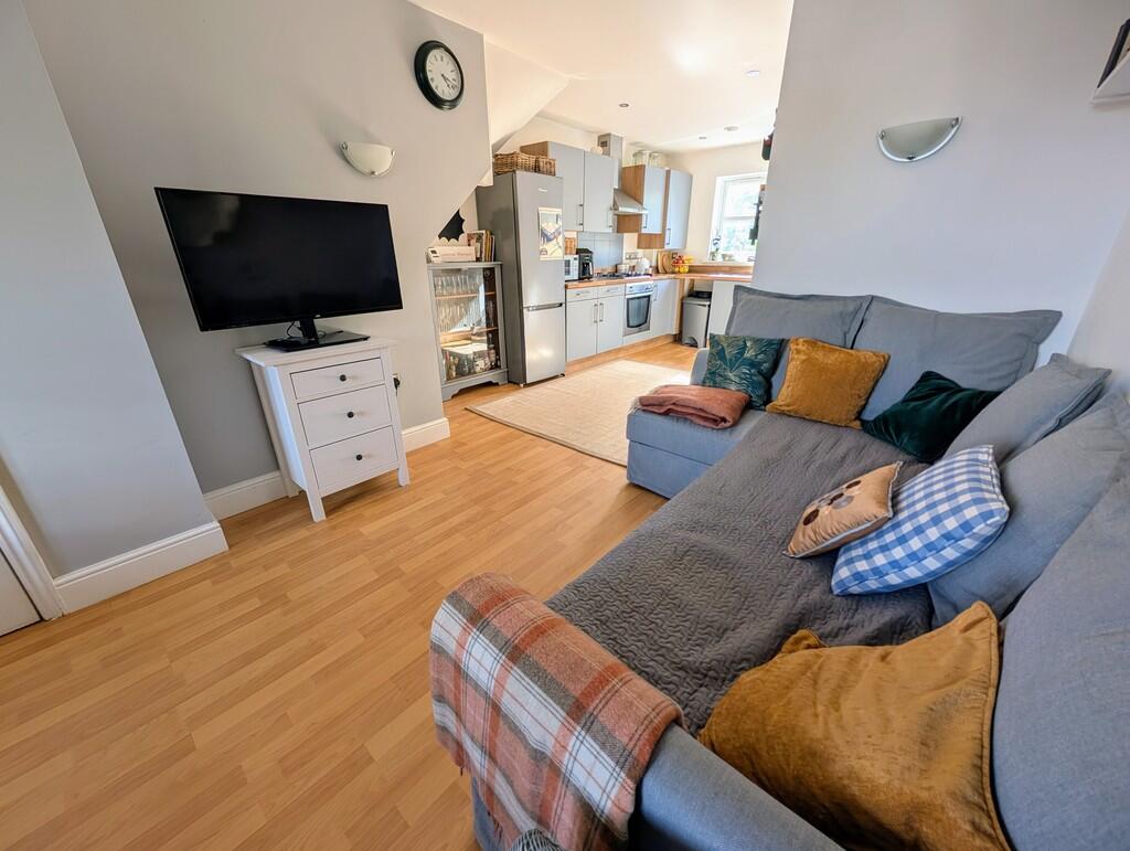 PXL_20250417_1518...