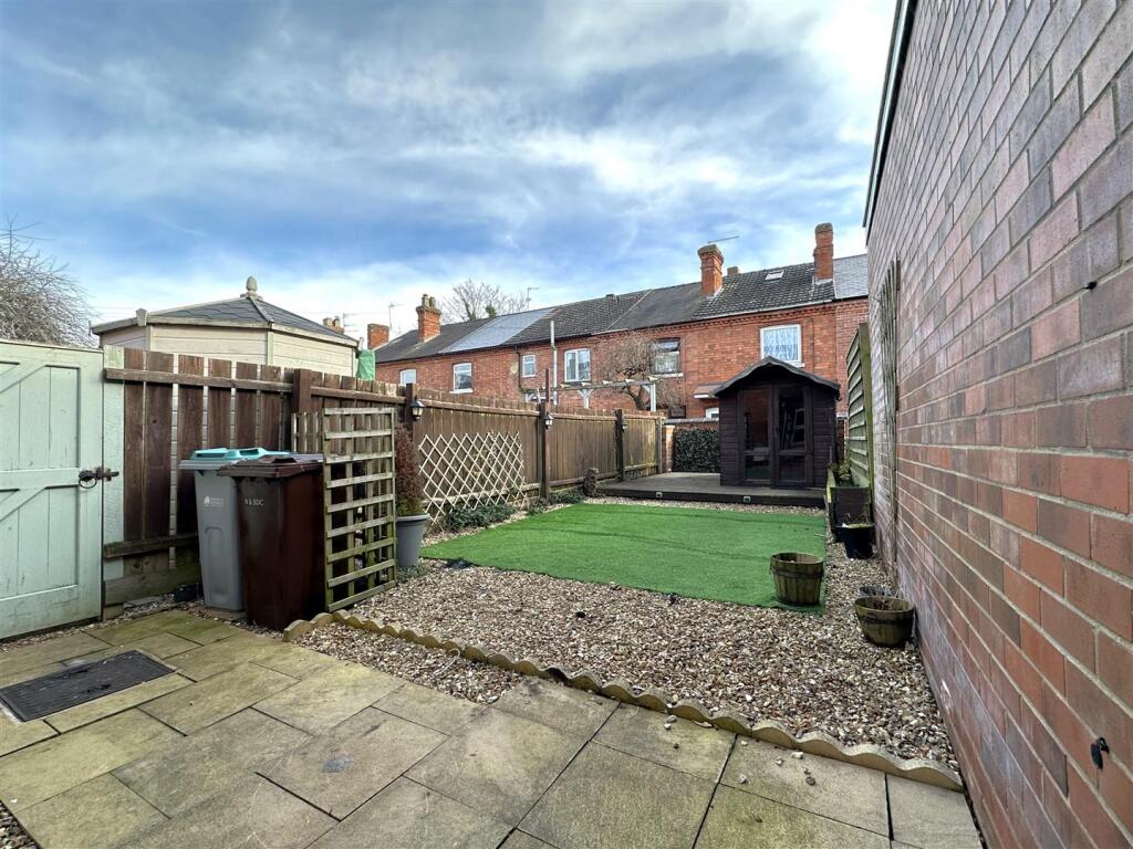 Rear Garden 732