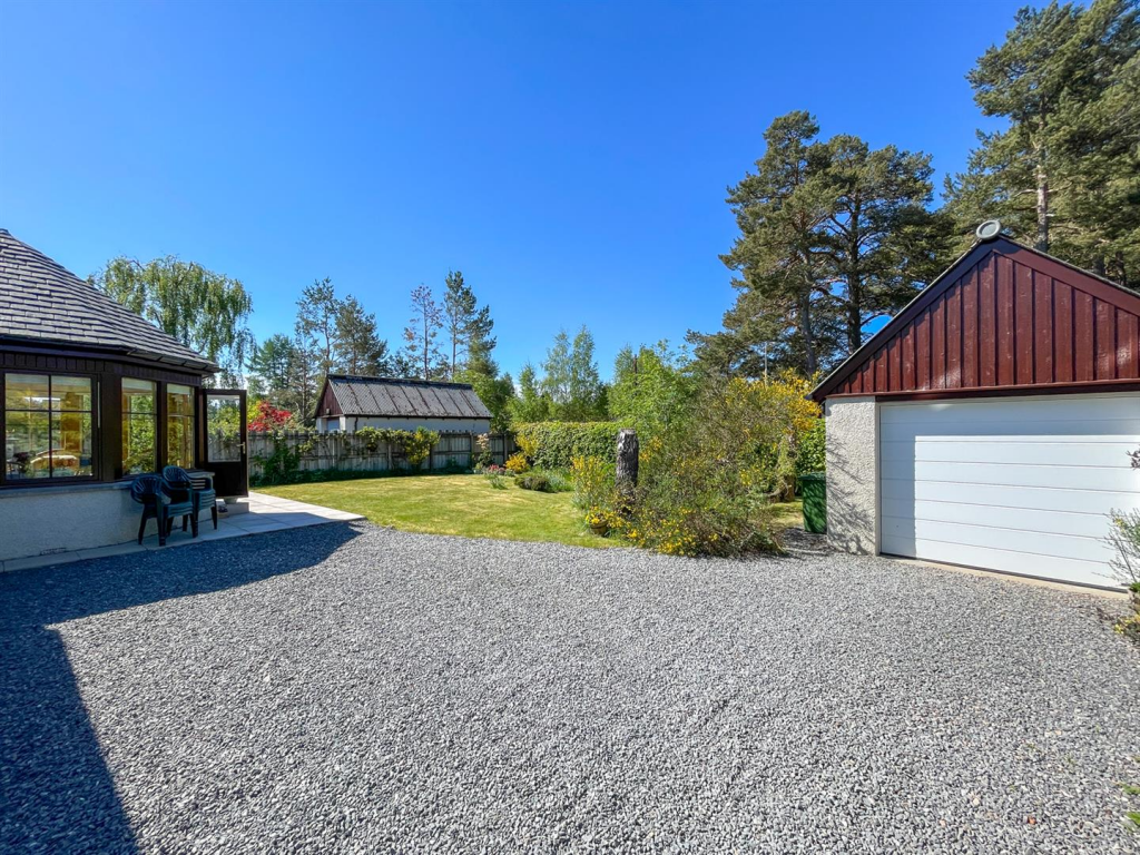 Driveway &amp; Garage