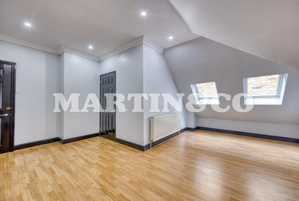 Bedroom 1B
