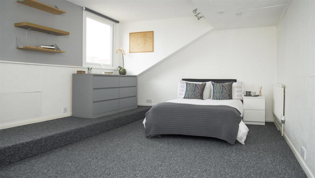 student-4-bed-flat-nightingale-rd-portsmouth (27).