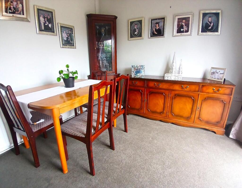 Dining Area.jpg