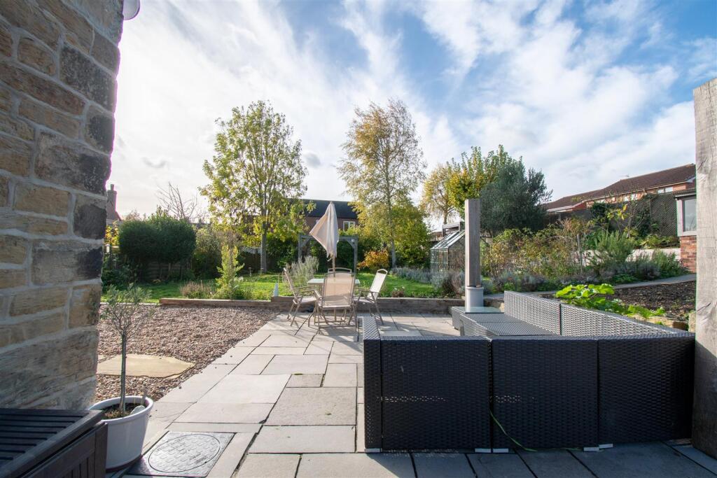 Photo 28-10-2025, 11 42 00.jpg