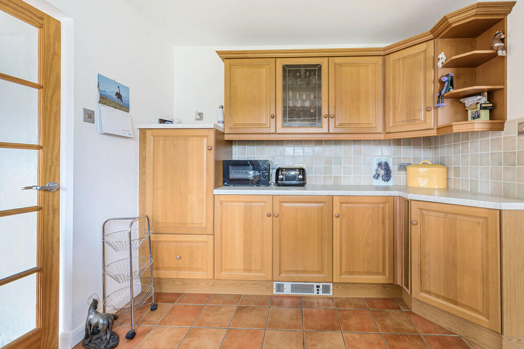 Fitted Kitchen	